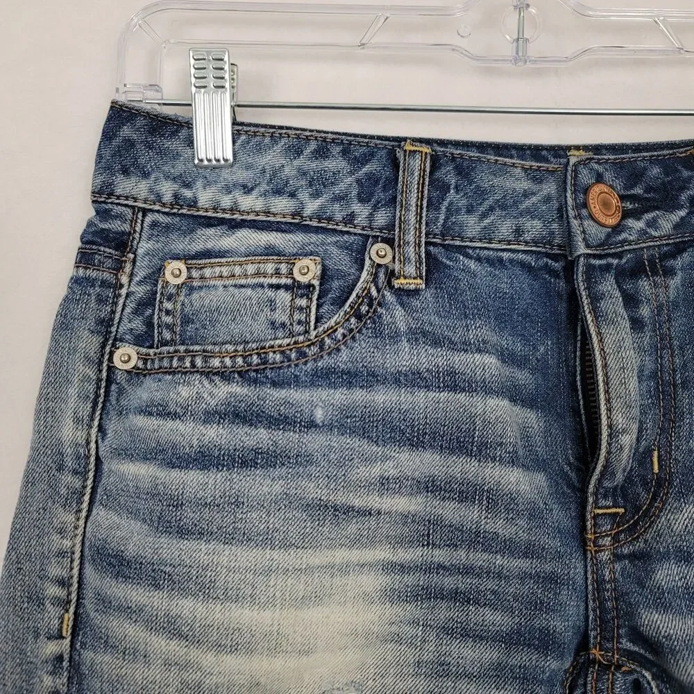 American Eagle Size 0 MIDI Jean Shortie Shorts Medium Wash Blue Stretch Summer
